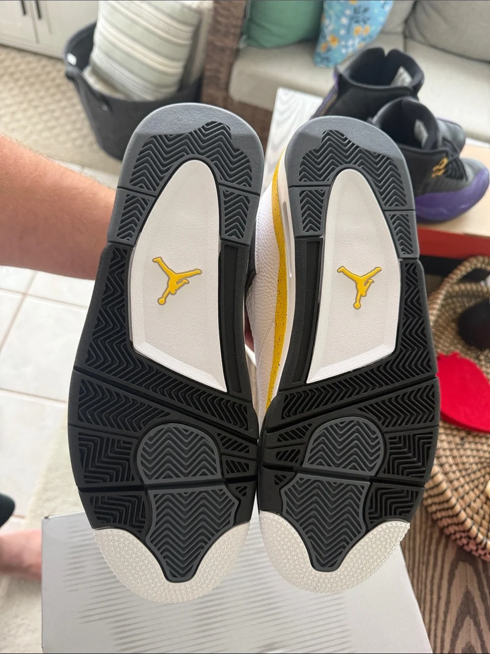 Jordan 4